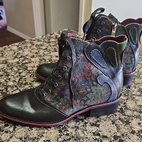 Spring Step Multicolor Lace Up Boots - Picture 4 of 6
